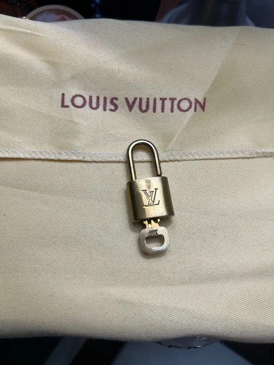 Louis Vuitton Padlock & Key #306 - Picture 2 of 8